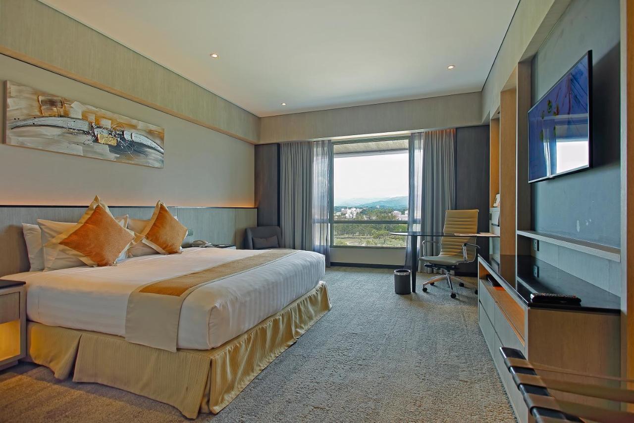 Hotel The Pacific Sutera Kota Kinabalu Zewnętrze zdjęcie